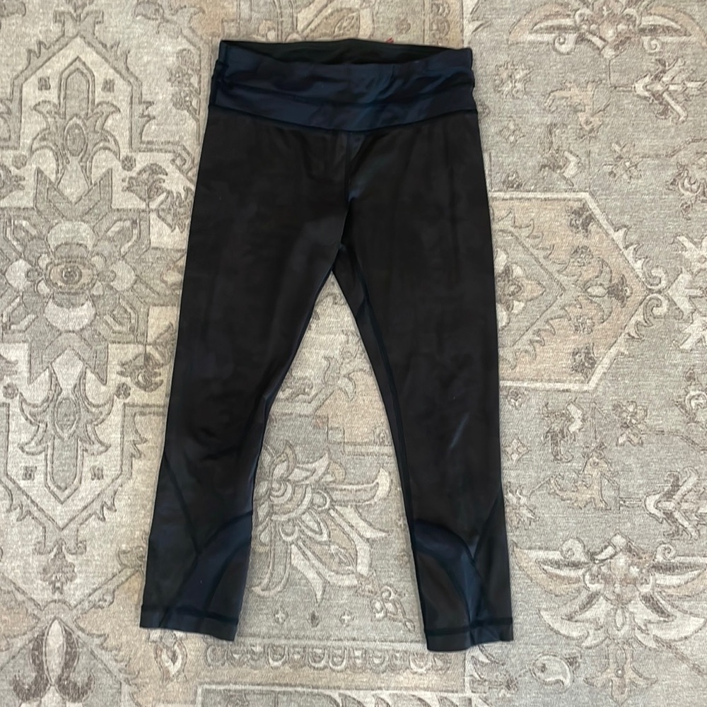 Lululemon army print black crop pants